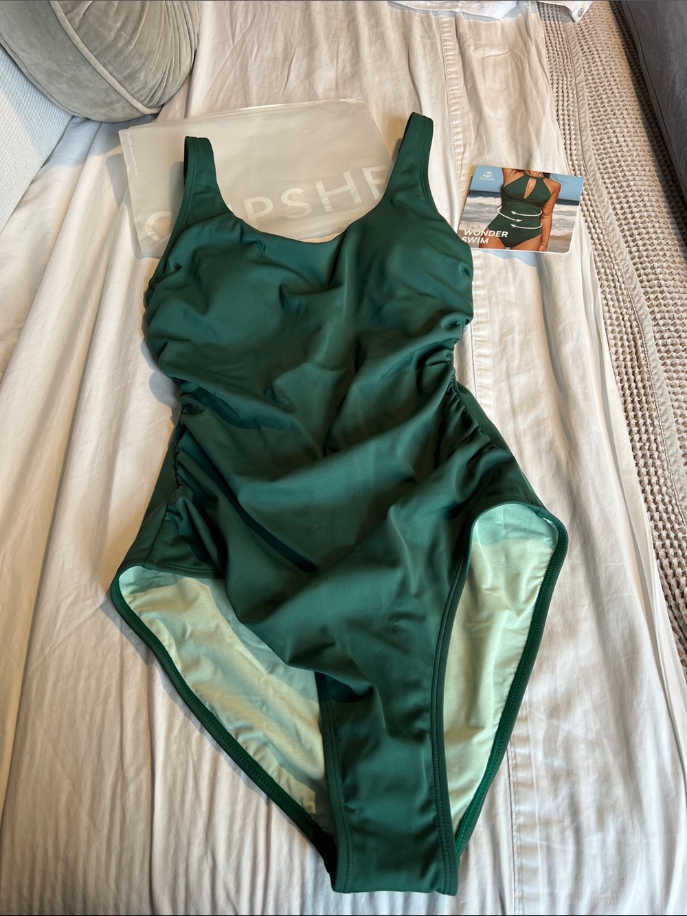 Cupshe Slim and Sculpt Dark Green One-Piece Swim Suit - Women Size Medium NWT